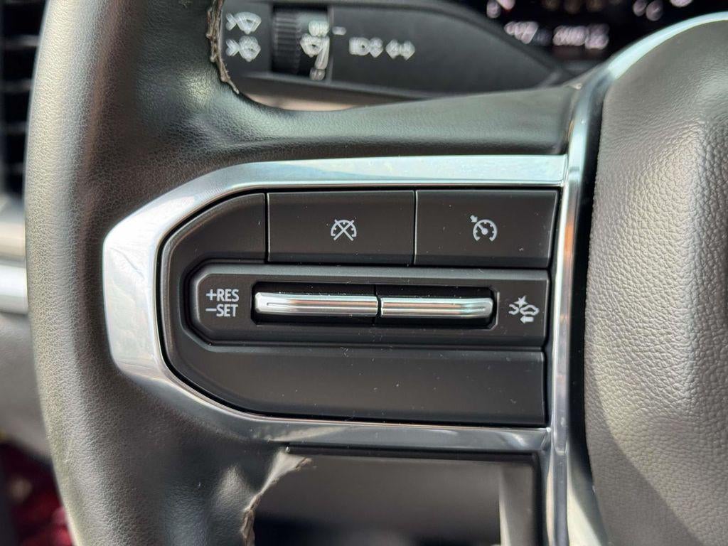 2023 GMC Canyon 4WD Crew Cab Short Box Denali