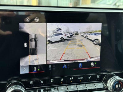 2023 GMC Canyon 4WD Crew Cab Short Box Denali