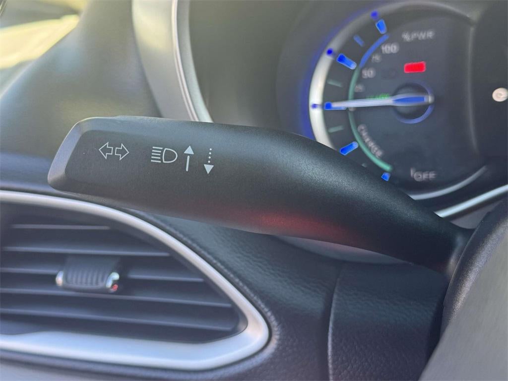 2019 Chrysler Pacifica Hybrid Touring L