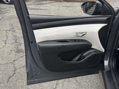 2025 Hyundai TUCSON SE