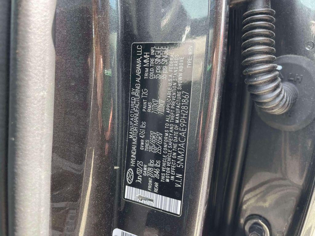 2023 Hyundai TUCSON SE