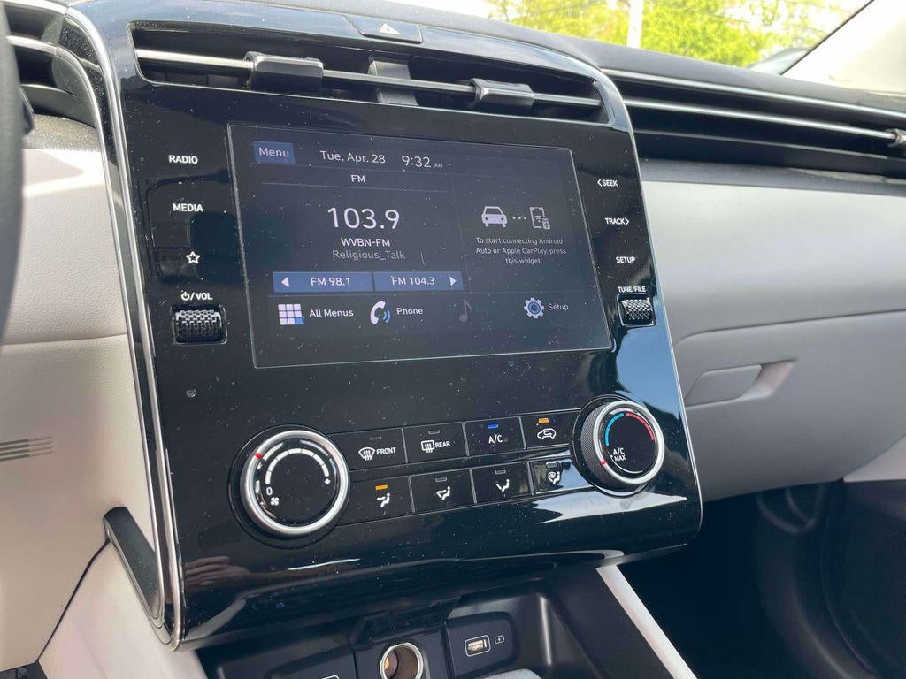 2023 Hyundai TUCSON SE