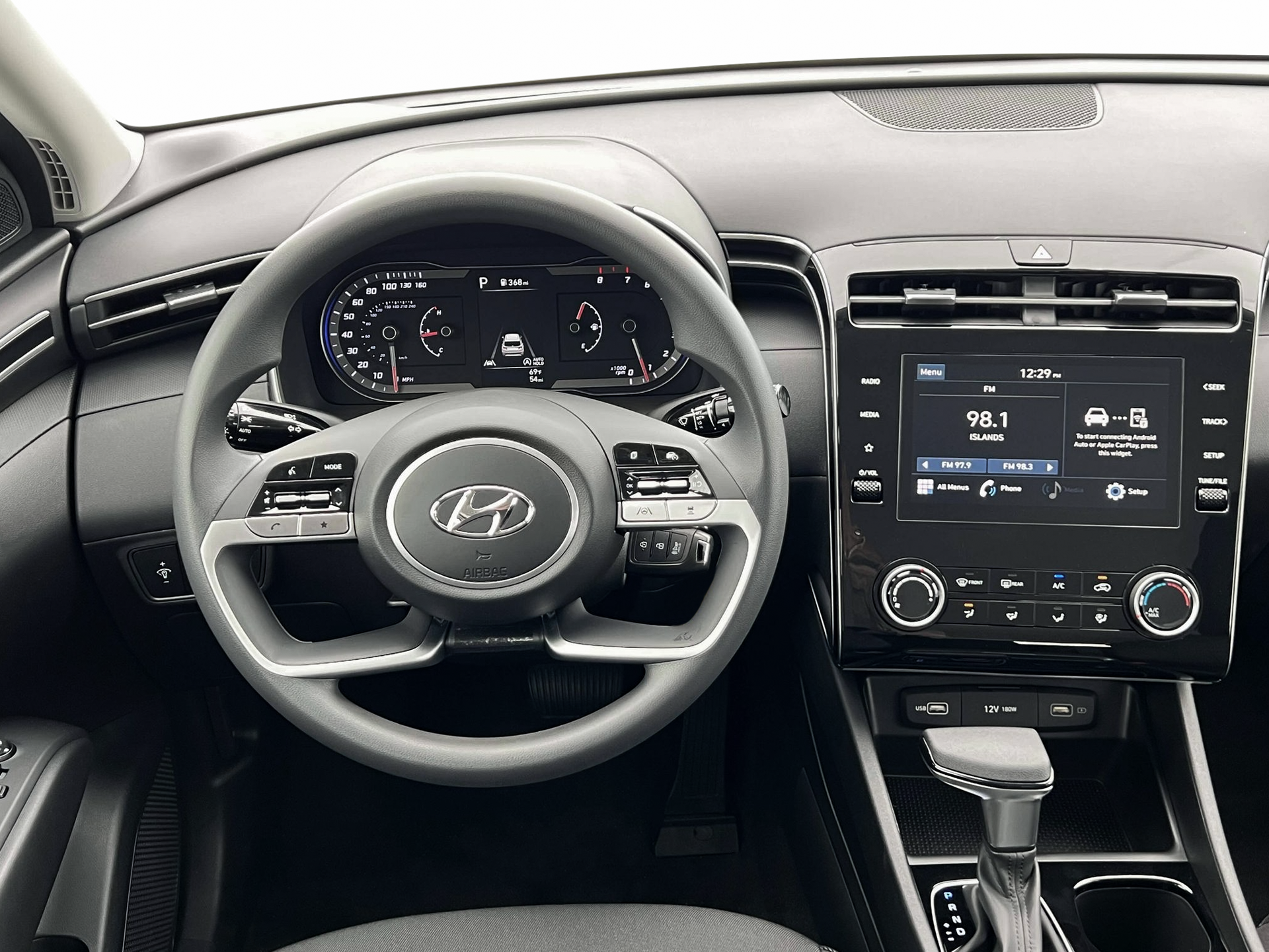 2024 Hyundai TUCSON SE