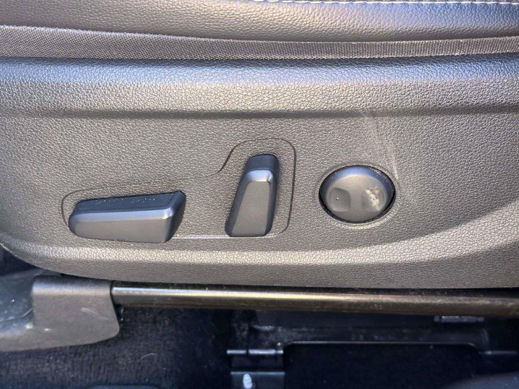 2023 Hyundai SANTA FE HYBRID SEL Premium