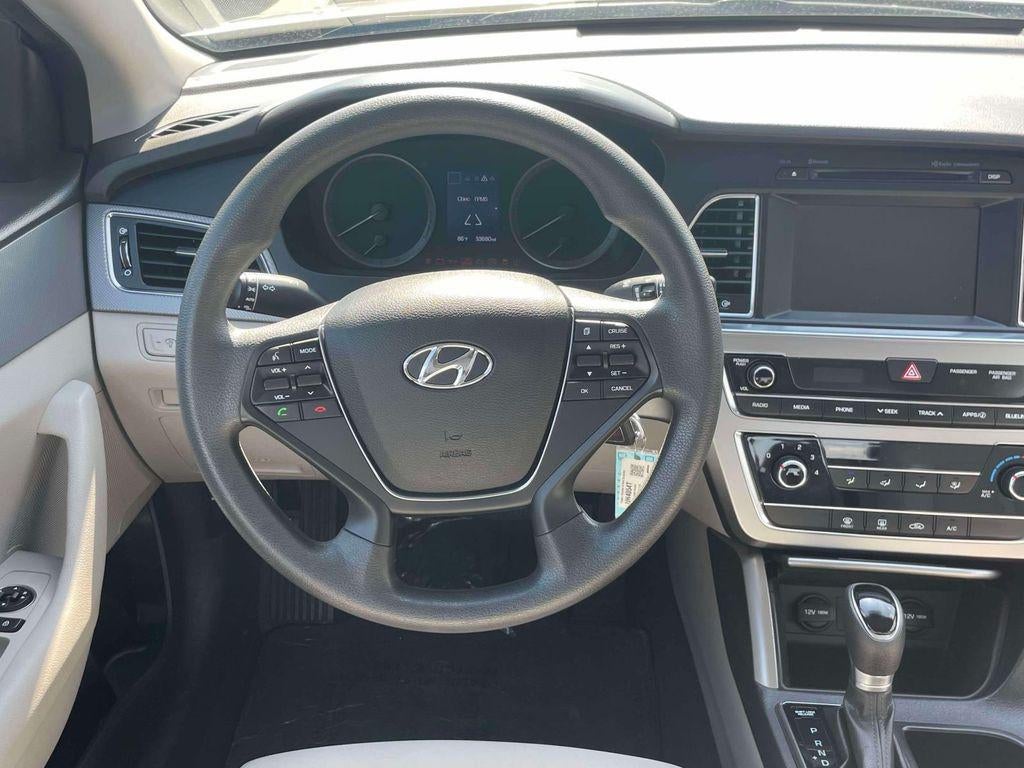 2017 Hyundai SONATA SE