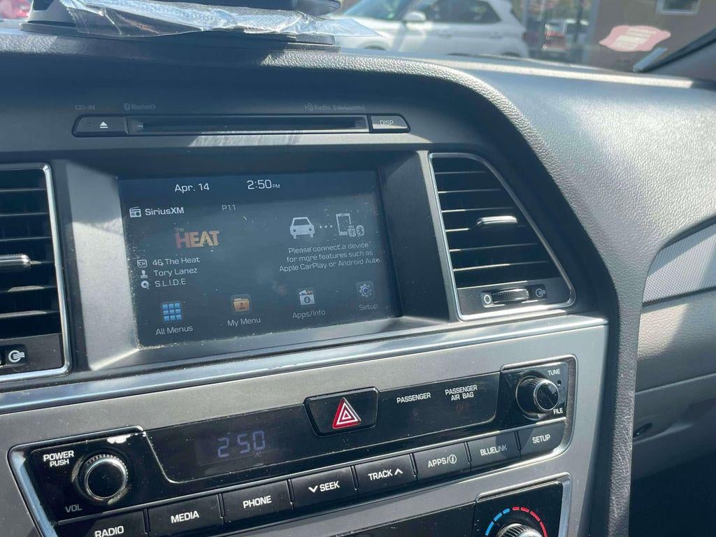 2017 Hyundai SONATA SE