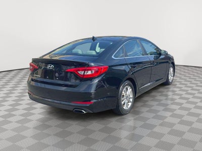 2017 Hyundai SONATA SE
