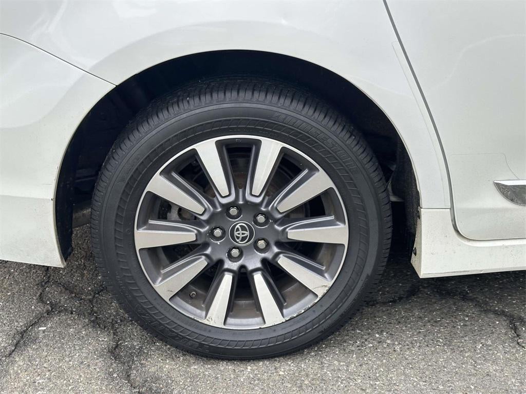 2019 Toyota Sienna XLE 7 Passenger
