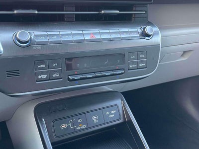 2024 Hyundai KONA ELECTRIC SEL