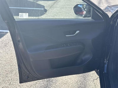 2025 Hyundai KONA Limited