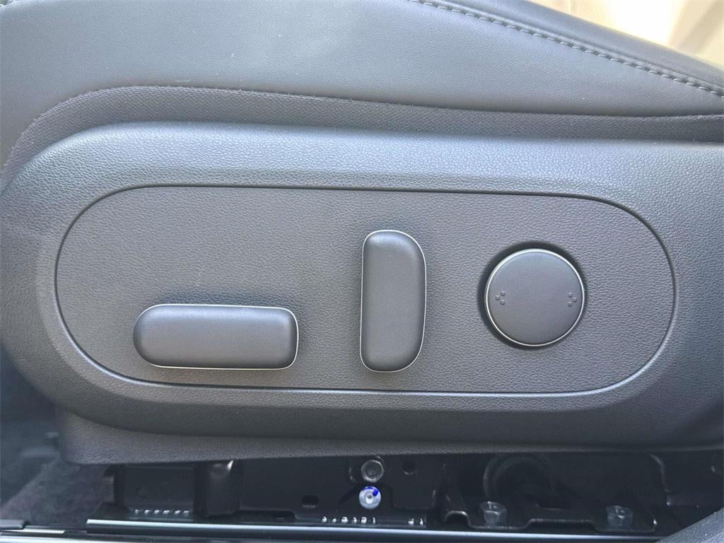 2025 Hyundai KONA Limited