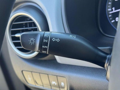 2021 Hyundai KONA SE