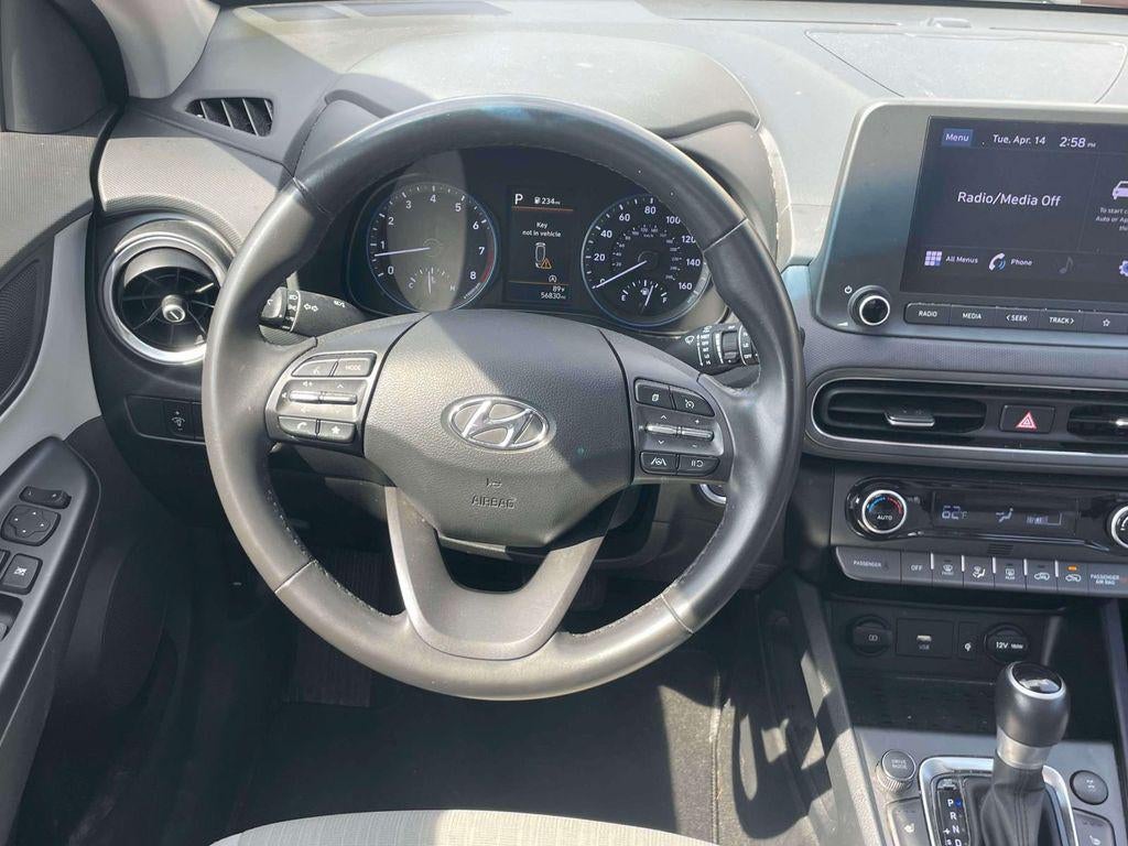 2022 Hyundai KONA SEL