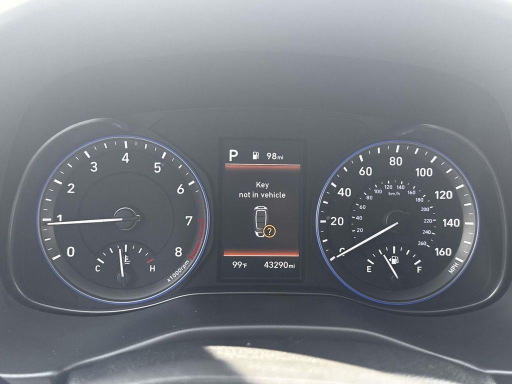 2020 Hyundai KONA SEL Plus
