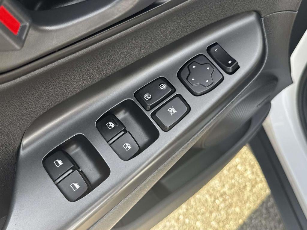 2020 Hyundai KONA SEL Plus