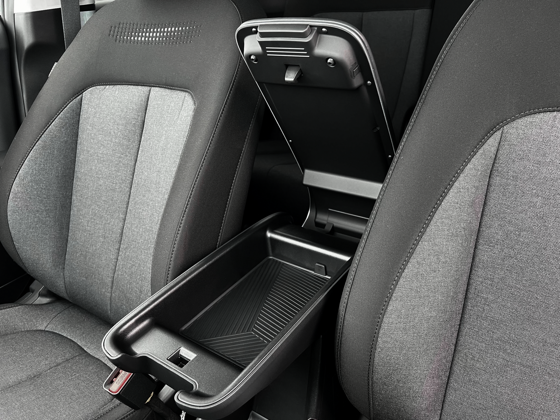 2024 Hyundai IONIQ 5 SE