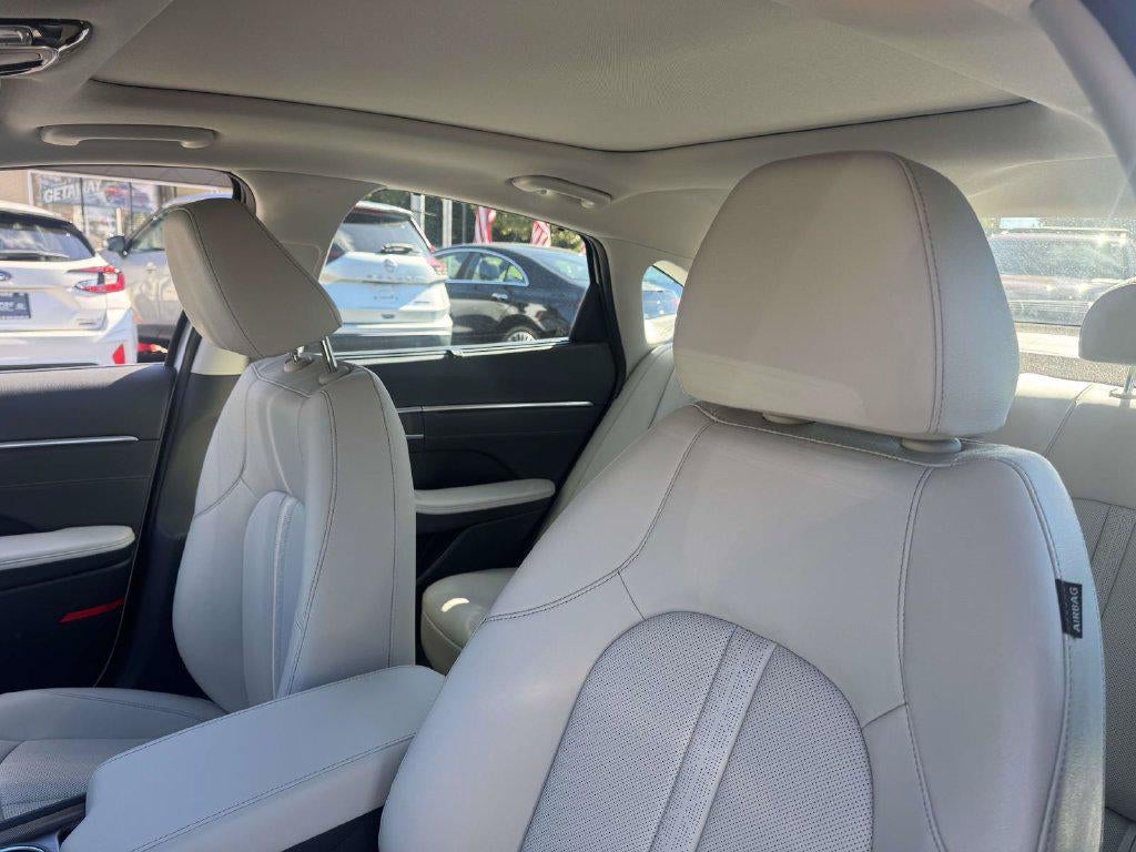 2023 Hyundai SONATA HYBRID Limited