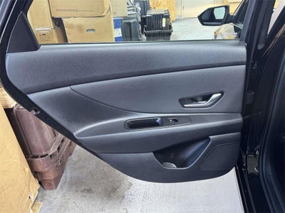 2023 Hyundai ELANTRA SEL