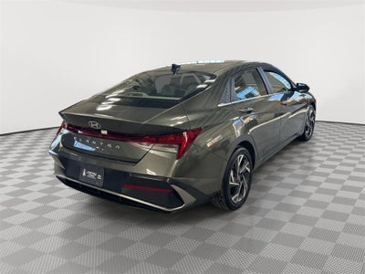 2025 Hyundai ELANTRA SEL Convenience