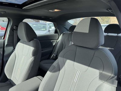 2025 Hyundai ELANTRA SEL Convenience