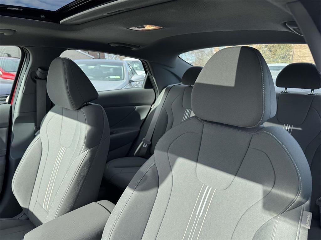 2025 Hyundai ELANTRA SEL Convenience