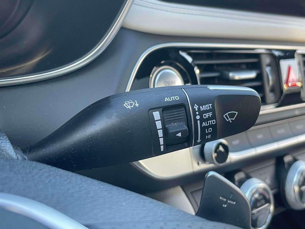 2023 Genesis G70 2.0T AWD