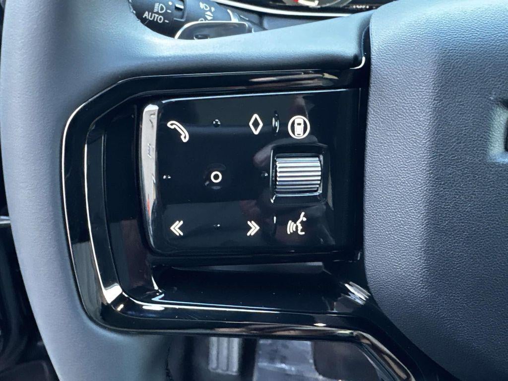 2025 Land Rover Range Rover Evoque Dynamic SE