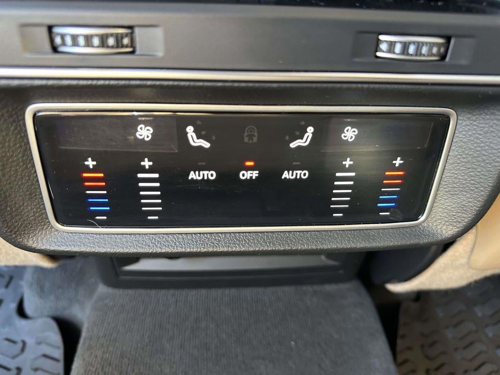 2023 Audi Q8 Premium Plus 55 TFSI quattro Tiptronic