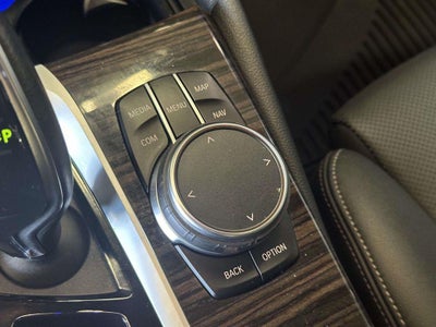 2023 BMW 530 i xDrive