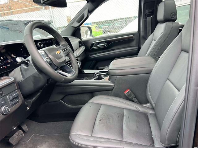 2025 Chevrolet Suburban LT