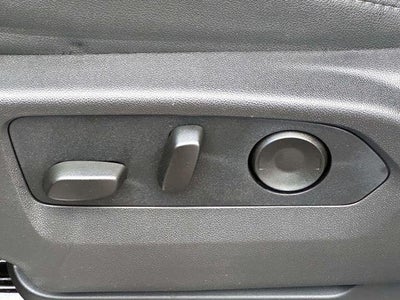 2025 Chevrolet Suburban 4WD LT