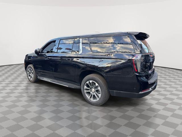 2025 Chevrolet Suburban 4WD LT