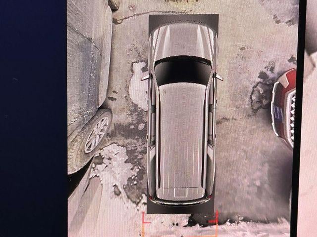 2025 Chevrolet Suburban 4WD RST