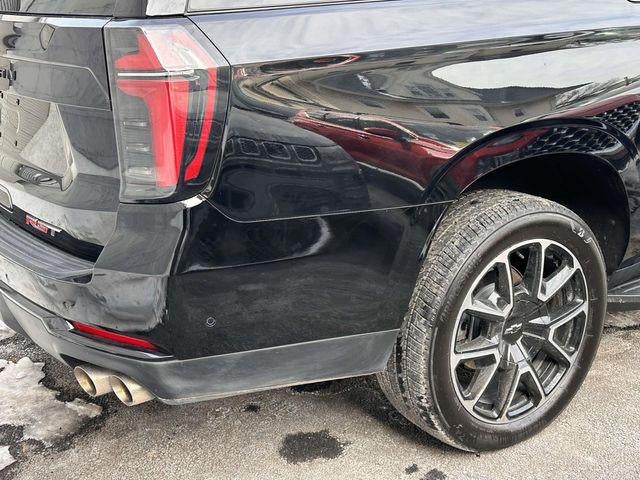 2025 Chevrolet Suburban 4WD RST