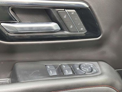 2025 Chevrolet Suburban 4WD RST