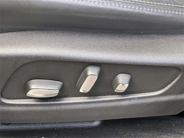 2025 Cadillac XT6 AWD Premium Luxury