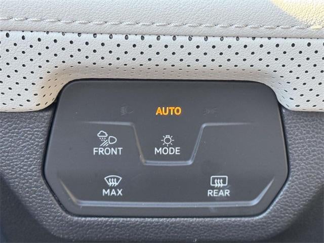 2024 Volkswagen Atlas Cross Sport 2.0T SEL Premium R-Line