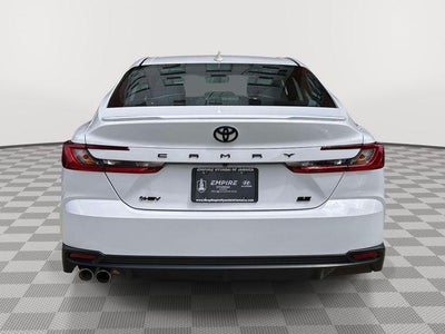 2025 Toyota Camry SE