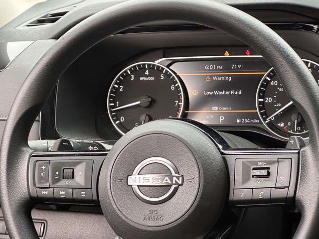 2022 Nissan Pathfinder S