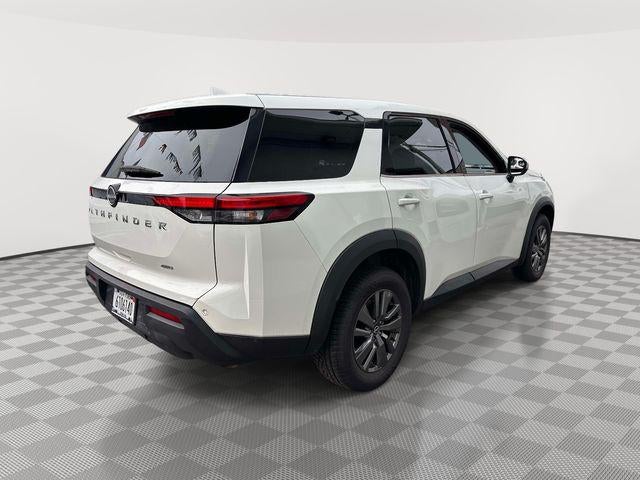 2022 Nissan Pathfinder S