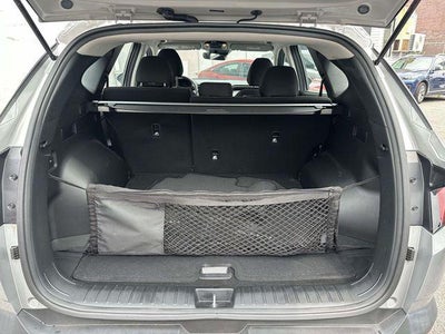 2023 Hyundai TUCSON SE