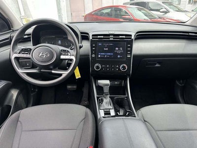 2023 Hyundai TUCSON SE
