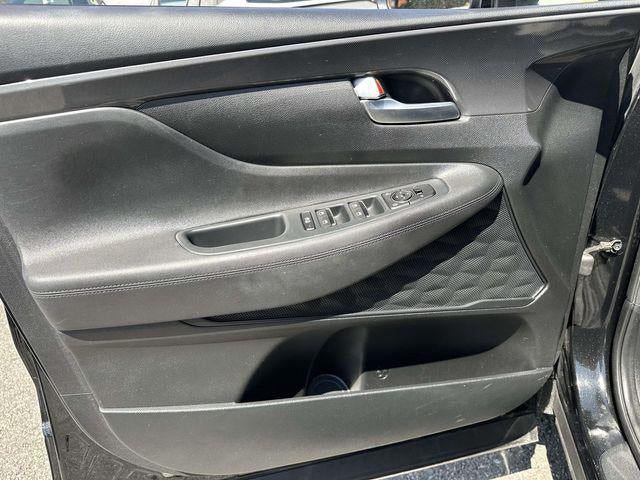 2022 Hyundai SANTA FE SE