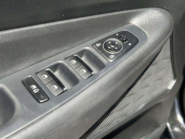2022 Hyundai SANTA FE SE
