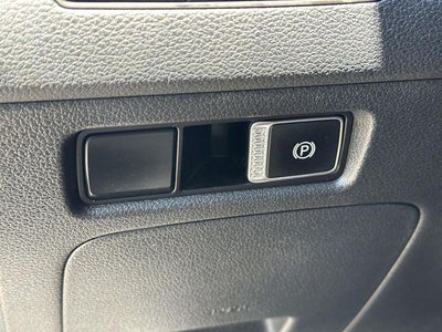 2022 Hyundai SANTA FE SE