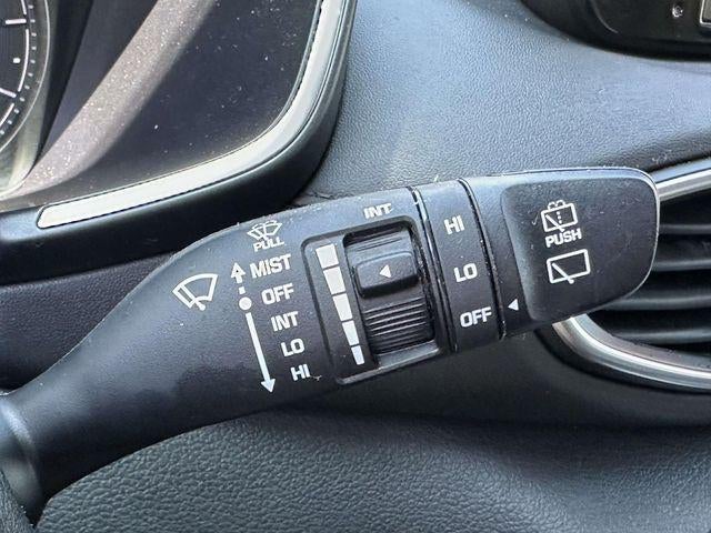 2022 Hyundai SANTA FE SE