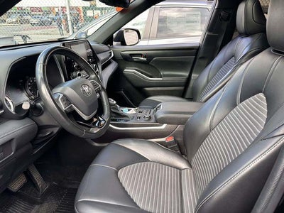 2022 Toyota Highlander XSE