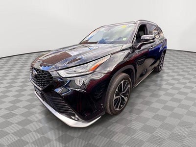 2022 Toyota Highlander XSE