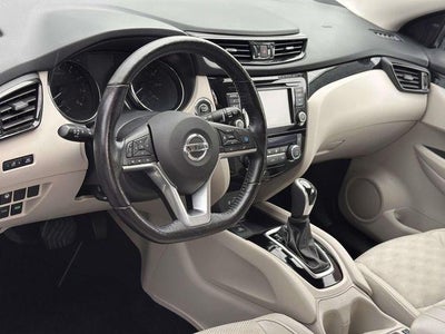 2022 Nissan Rogue Sport SV