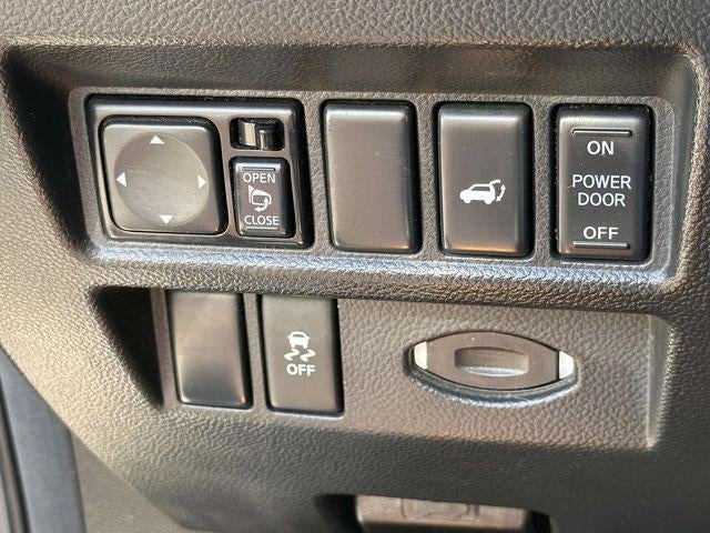 2017 INFINITI QX70 Base